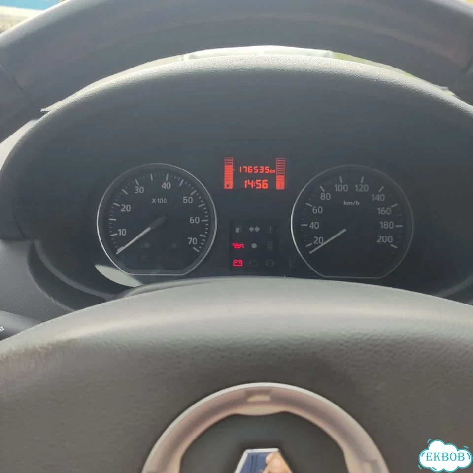 Renault Sandero Stepway 1.6 MT, 2012, 175 000 км фото 2