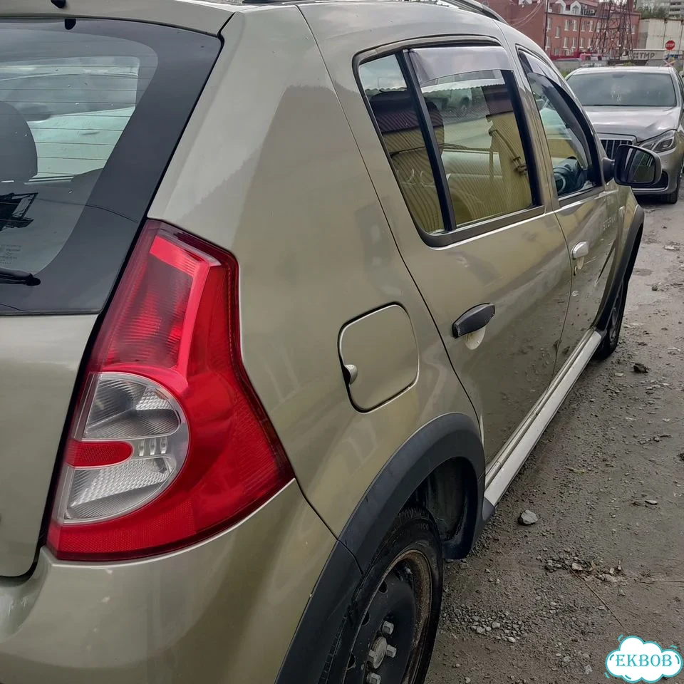 Renault Sandero Stepway 1.6 MT, 2012, 175 000 км фото 8