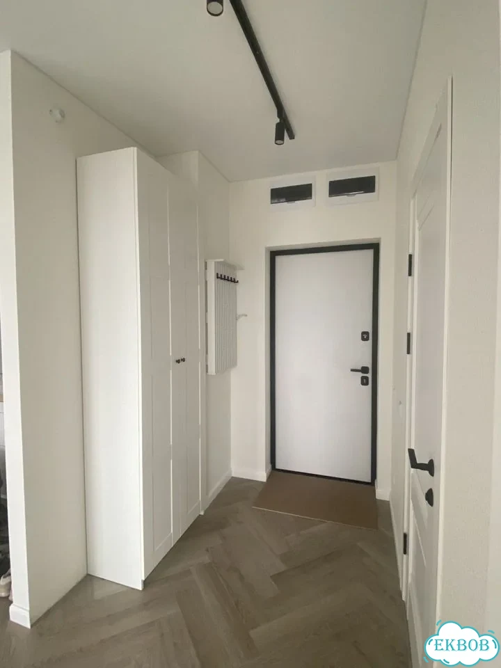 2-к. квартира, 36 м², 14/18 эт. фото 3