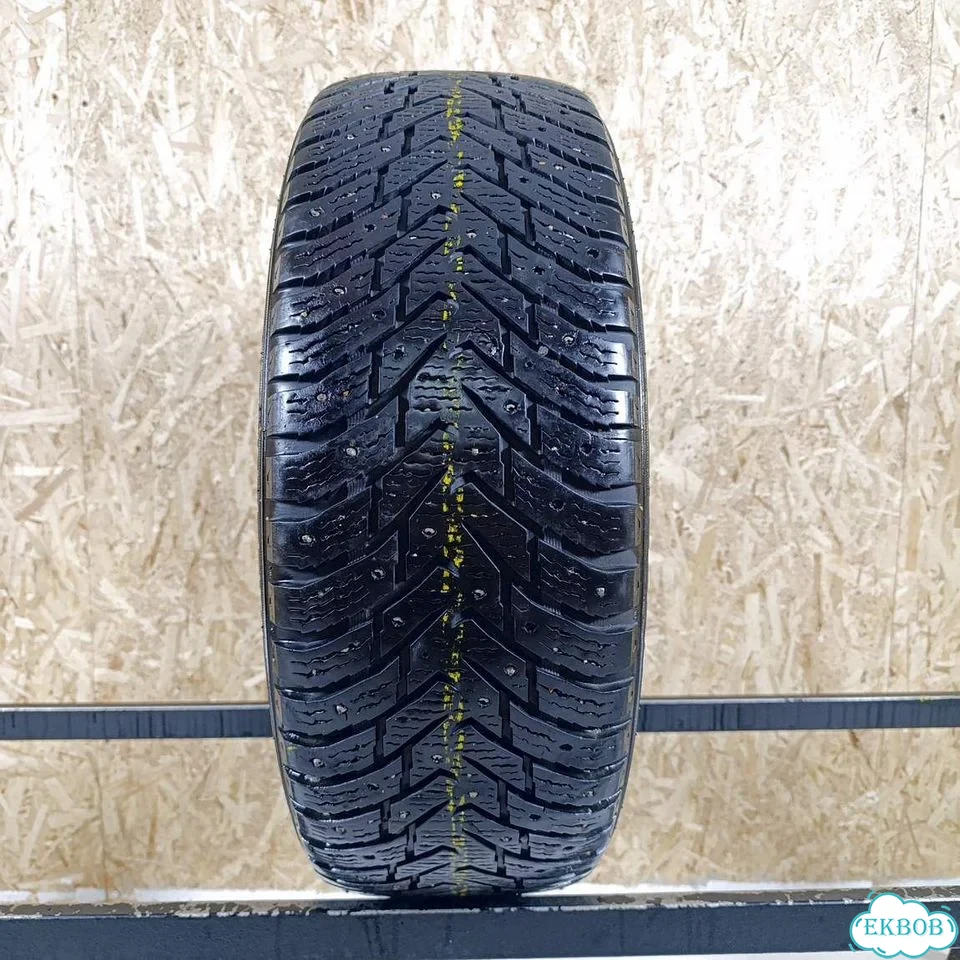 Nokian Tyres Hakkapeliitta 8 SUV 225/60 R17 102V фото 1
