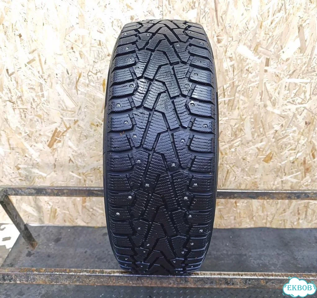 Pirelli Ice Zero 215/60 R17 97N фото 1