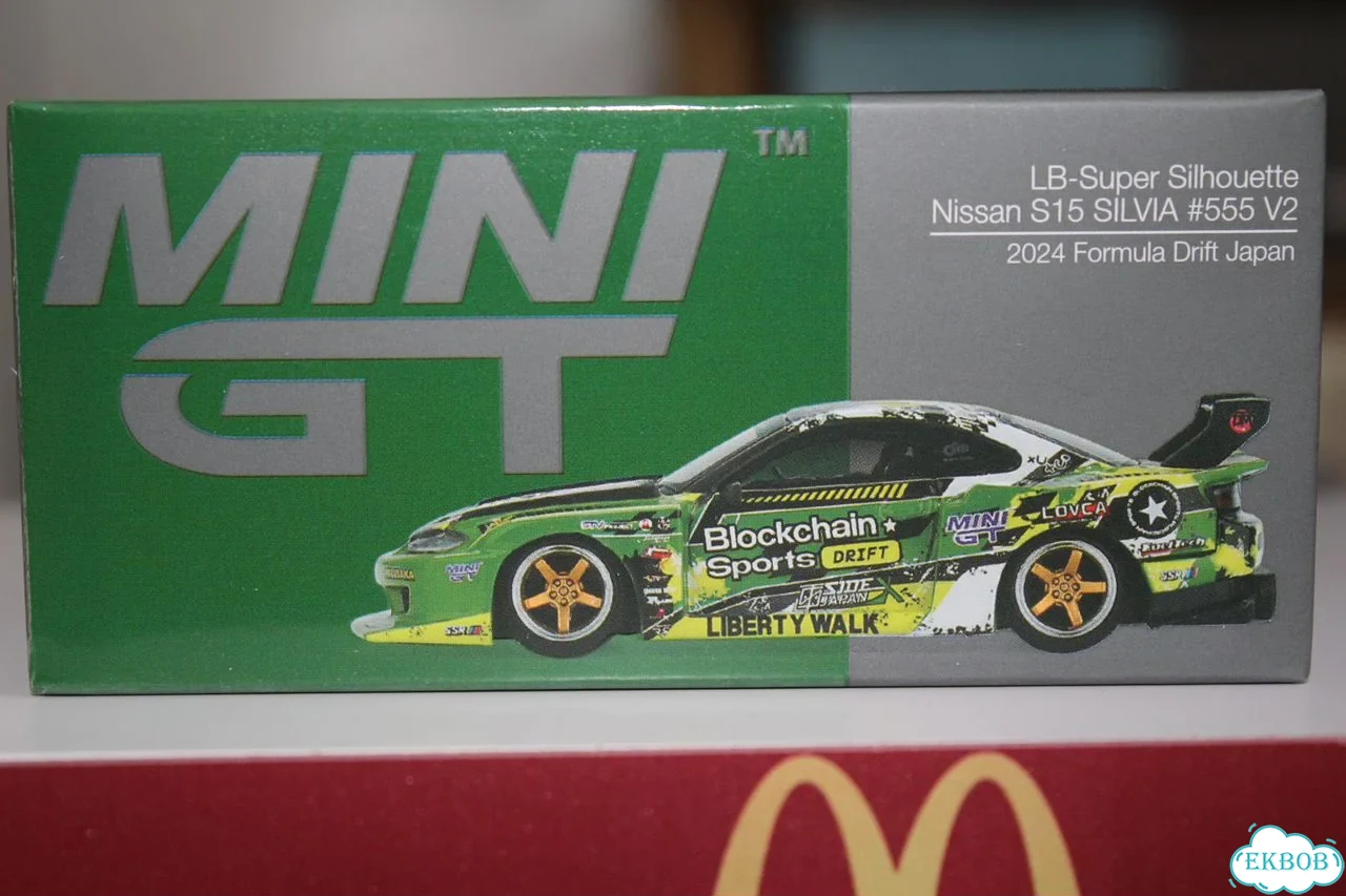 1:64 модель mini GT Новая фото 1