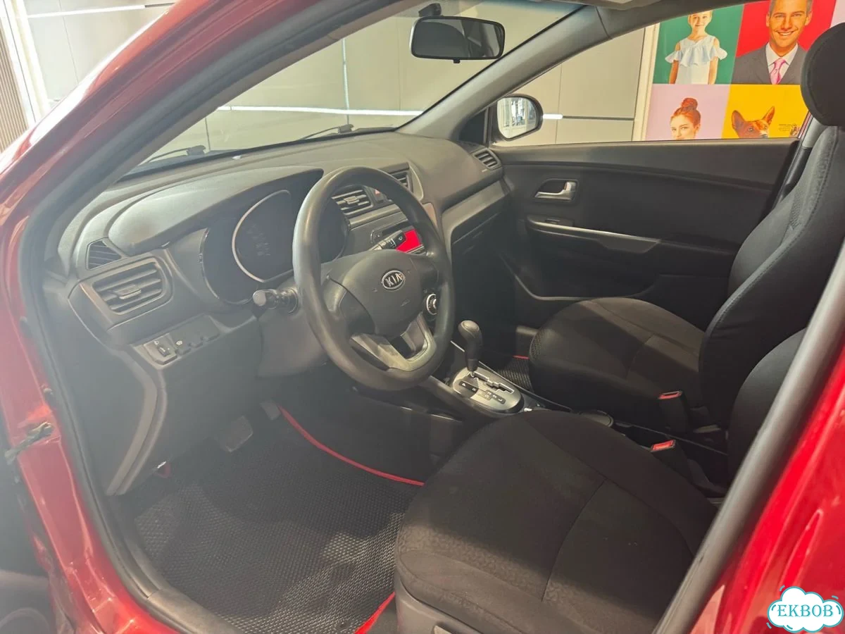 Kia Rio 1.6 AT, 2012, 181 000 км фото 9