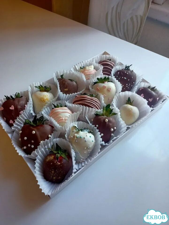Клубника в шоколаде, черешня, бананы, манго фото 2
