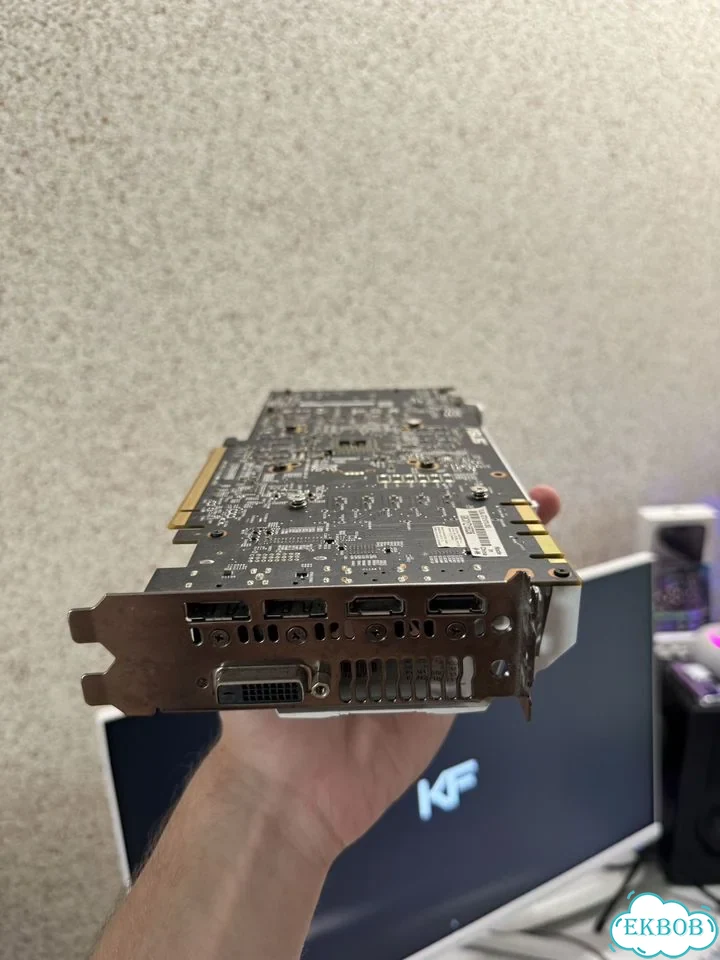 Видеокарта Asus GTX 1070 8GB Dual OC фото 4