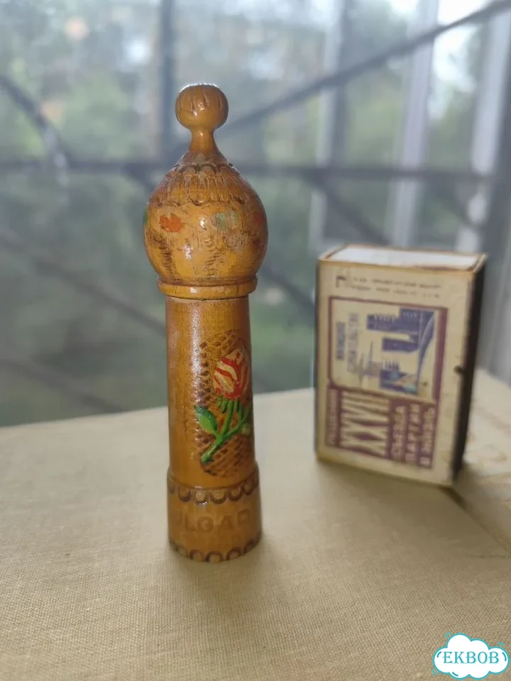 Флакон для духов деревянный и игольница деревянная фото 1