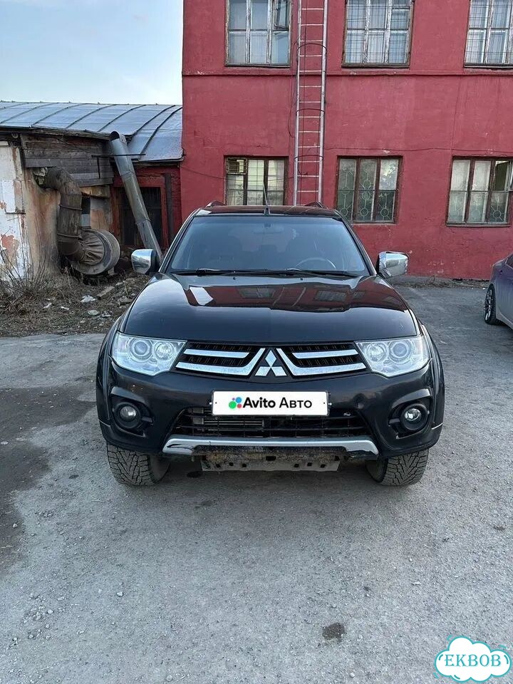 Mitsubishi Pajero Sport 2.5 AT, 2014, 260 000 км фото 1