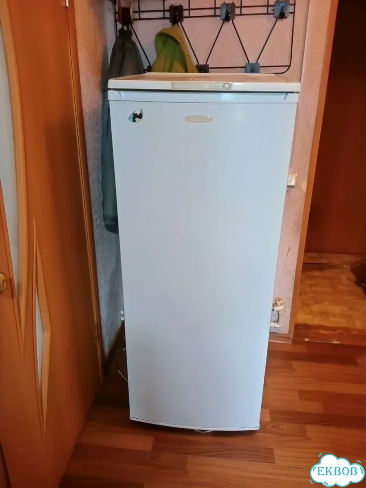 Холодильник бу фото 2