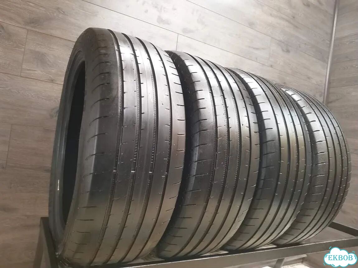 Goodyear Eagle F1 Asymmetric 3 235/45 R20 102T фото 1
