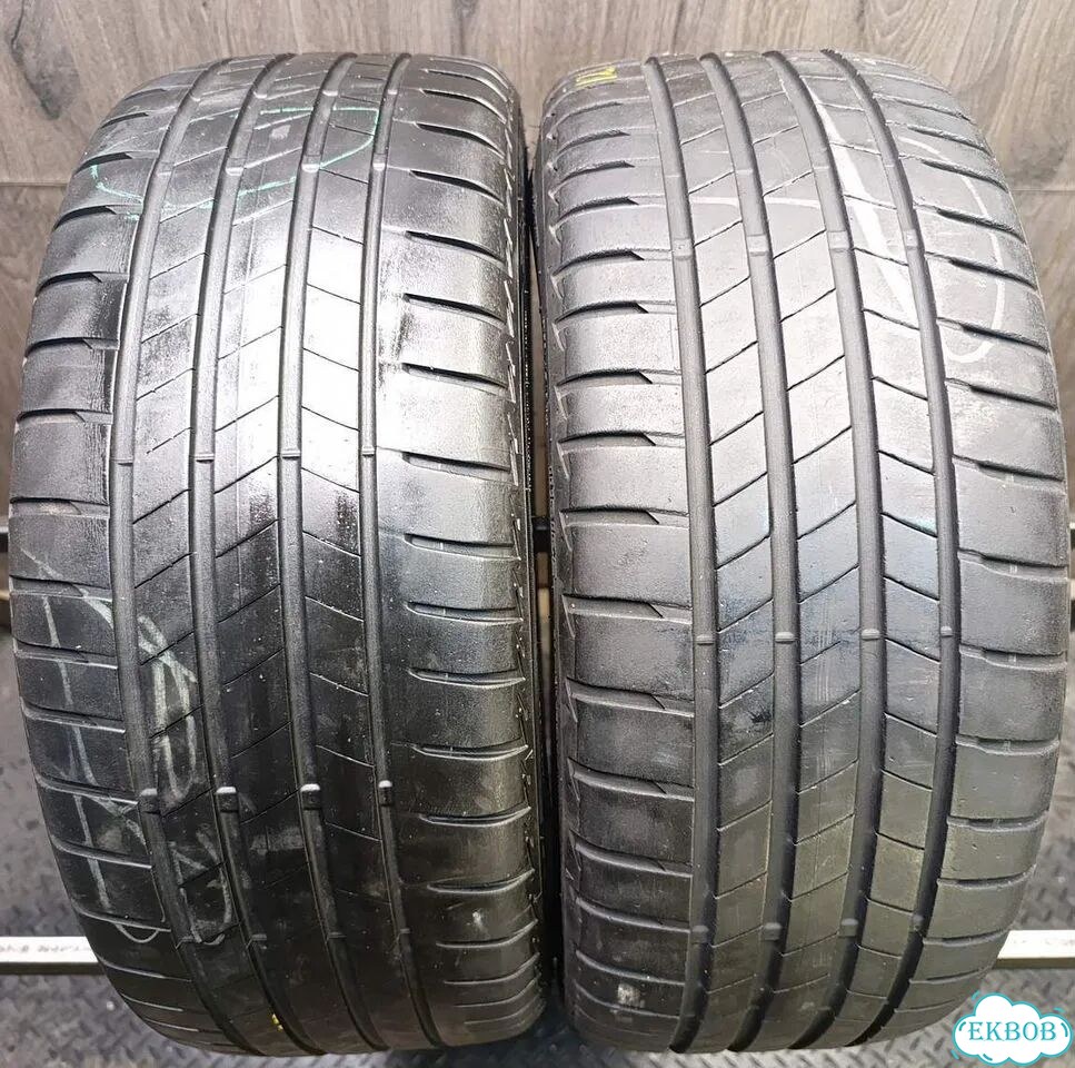 Bridgestone Turanza T005 215/40 R18 89T фото 1