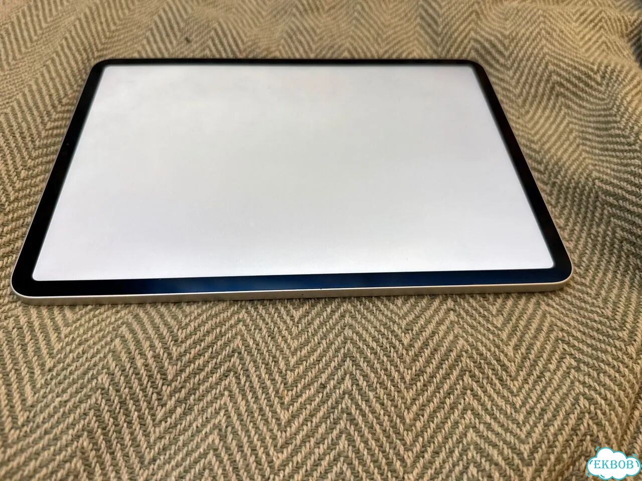 iPad pro 11 2022 m2 128gb фото 2