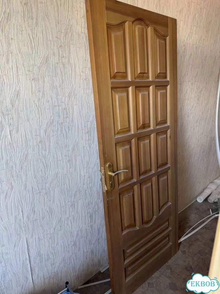 Дверь деревянная бу фото 1