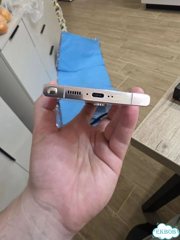 Samsung Galaxy S23 Ultra, 12/256 ГБ, 2 SIM фото 9
