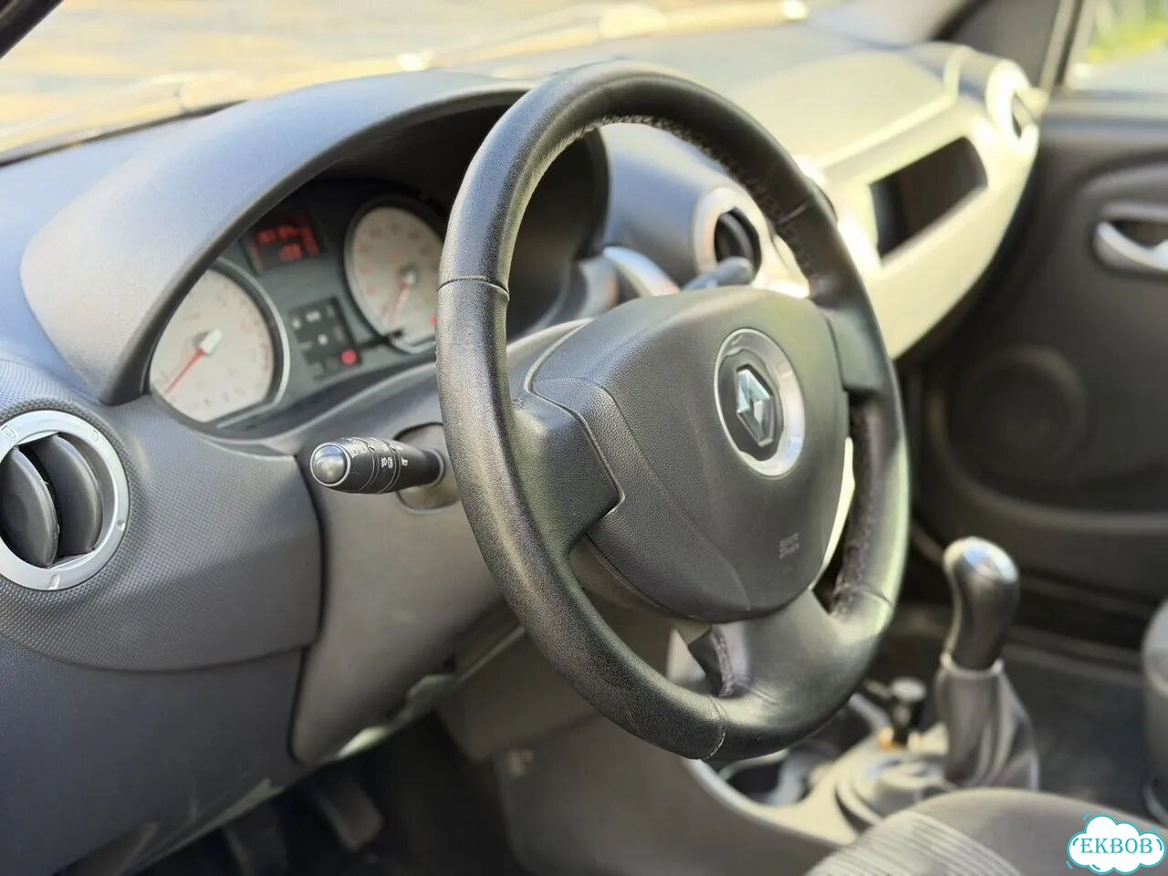 Renault Logan 1.6 MT, 2011, 183 165 км фото 8