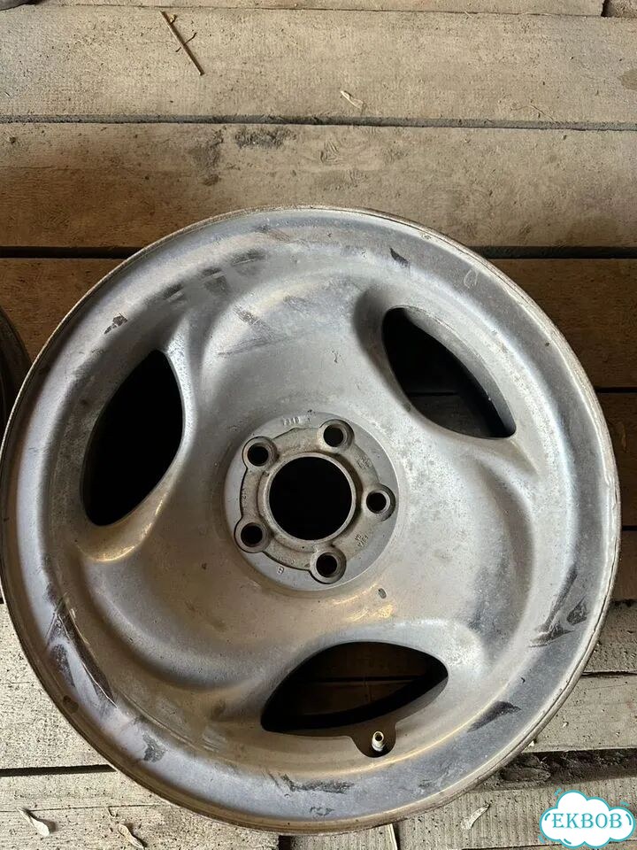Штампованные диски Ford 7.5×R16 5×114.3 фото 2