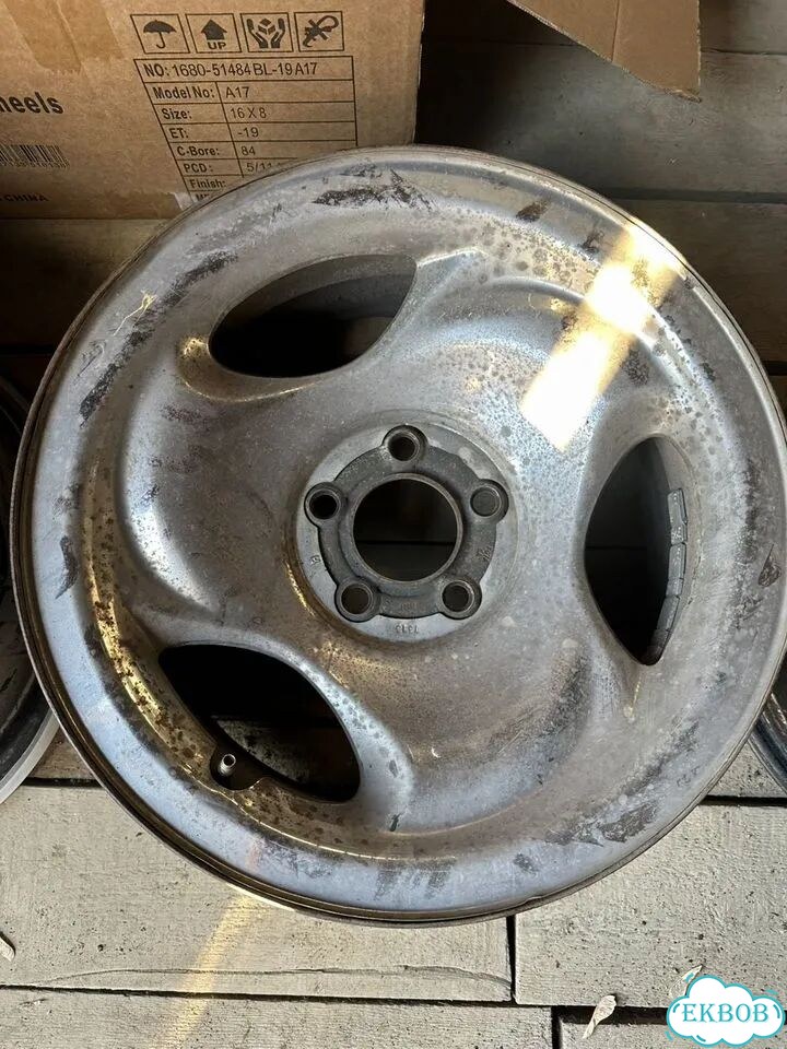 Штампованные диски Ford 7.5×R16 5×114.3 фото 4