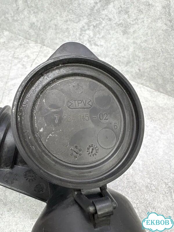 Горловина бачка омывателя BMW x5 F15 N57D30 2014 фото 4