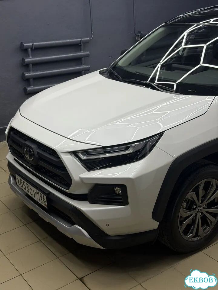 Оклейка авто защитной полиуретановой пленкой фото 2