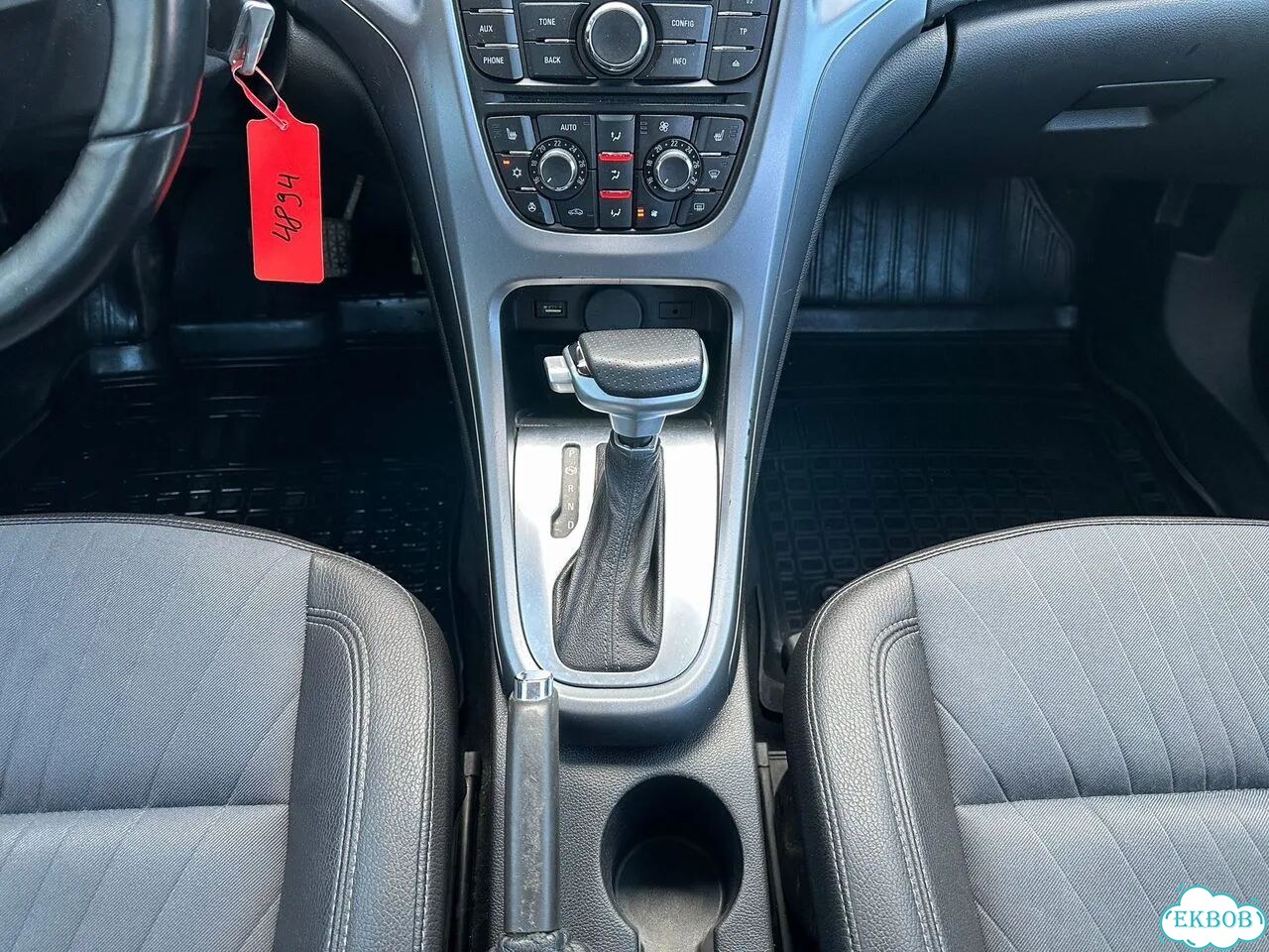 Opel Astra 1.6 AT, 2013, 169 701 км фото 11