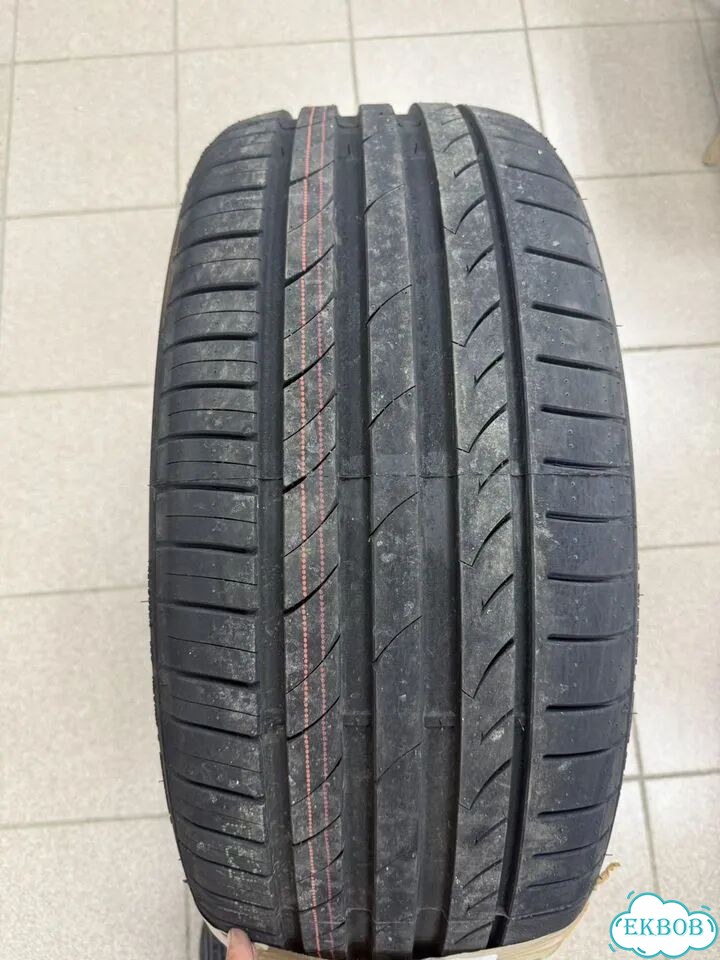 Tracmax X-Privilo TX3 245/40 R20 и 275/35 R20 102Y фото 2