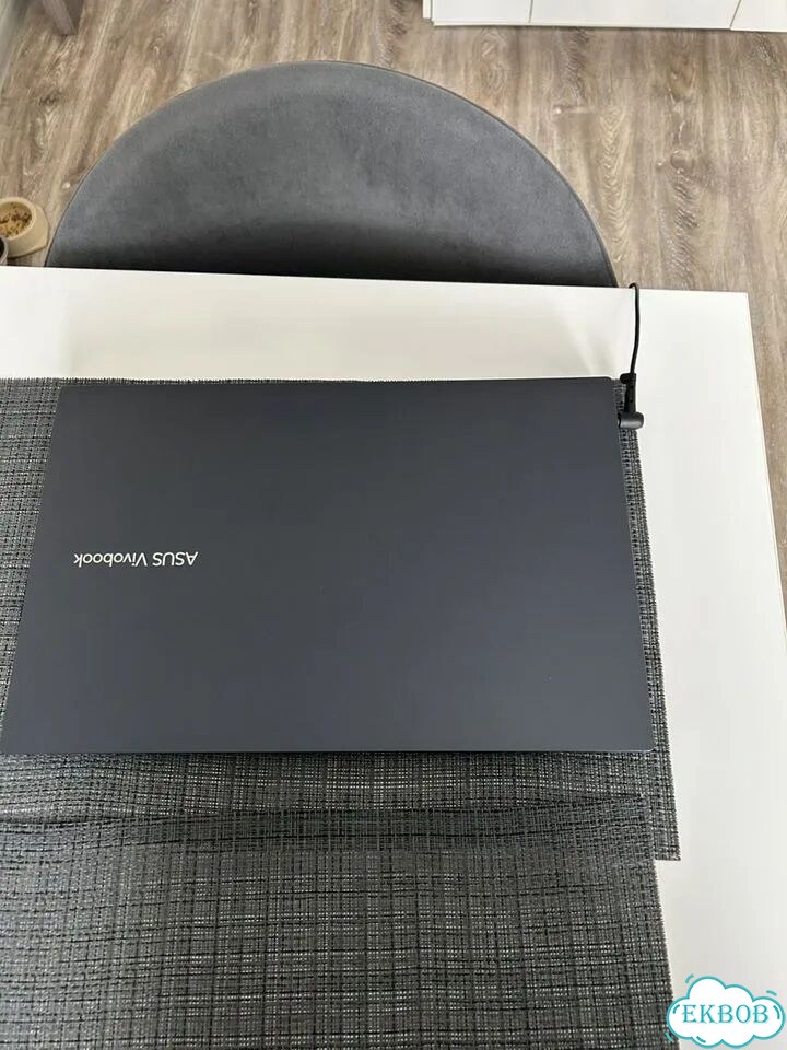 Продается ноутбук asus Vivobook фото 1