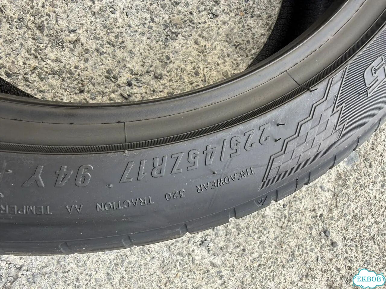 Maxxis Victra Sport VS5 225/45 R17 94Y фото 2