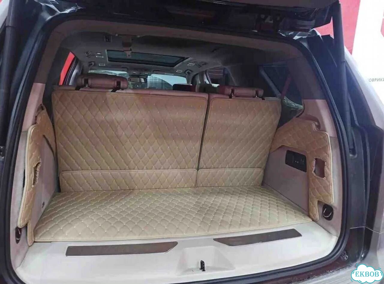 3D коврики в багажник cadillac escalade фото 1
