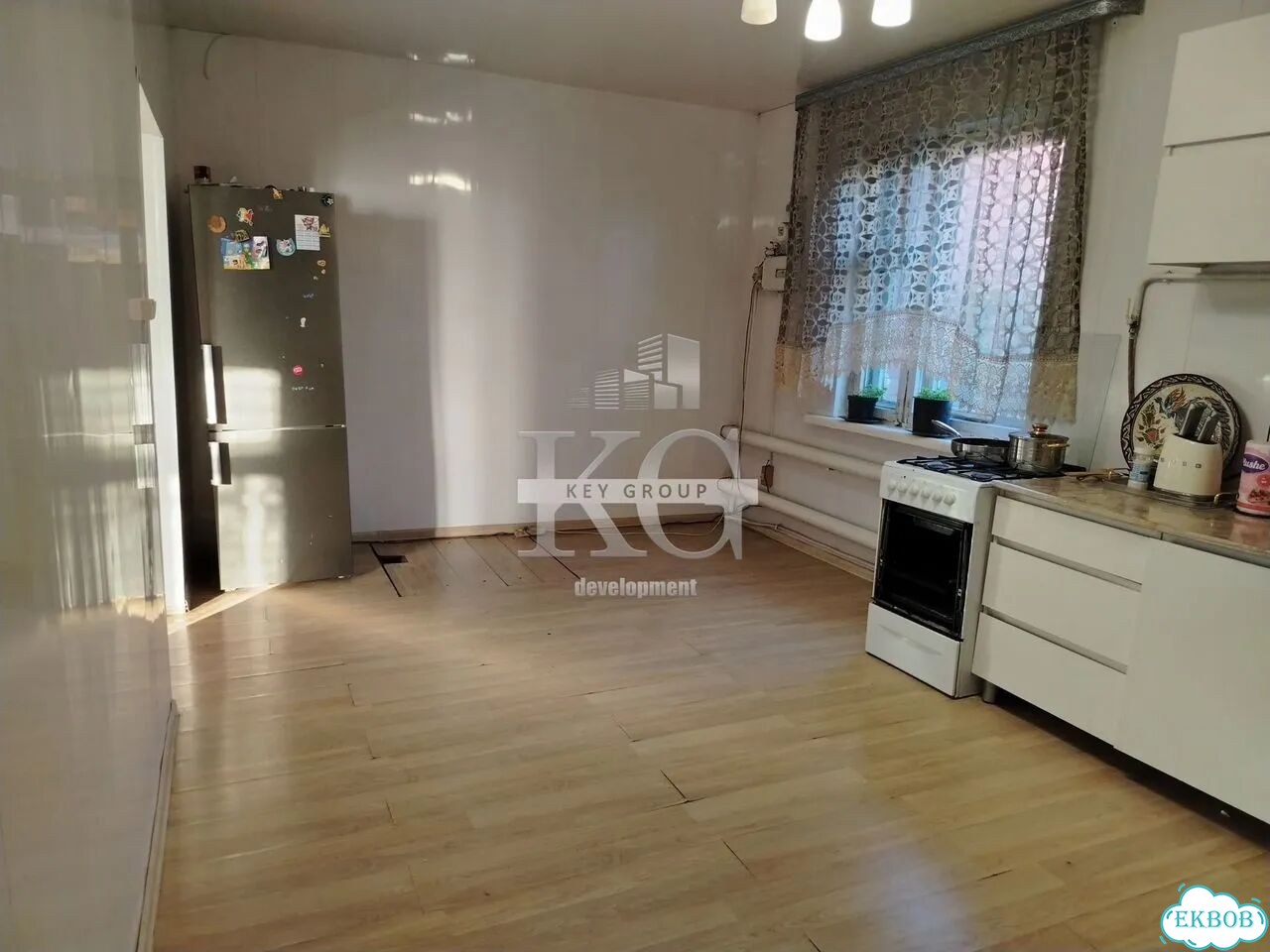 Коттедж 280 м² на участке 8 сот. фото 10