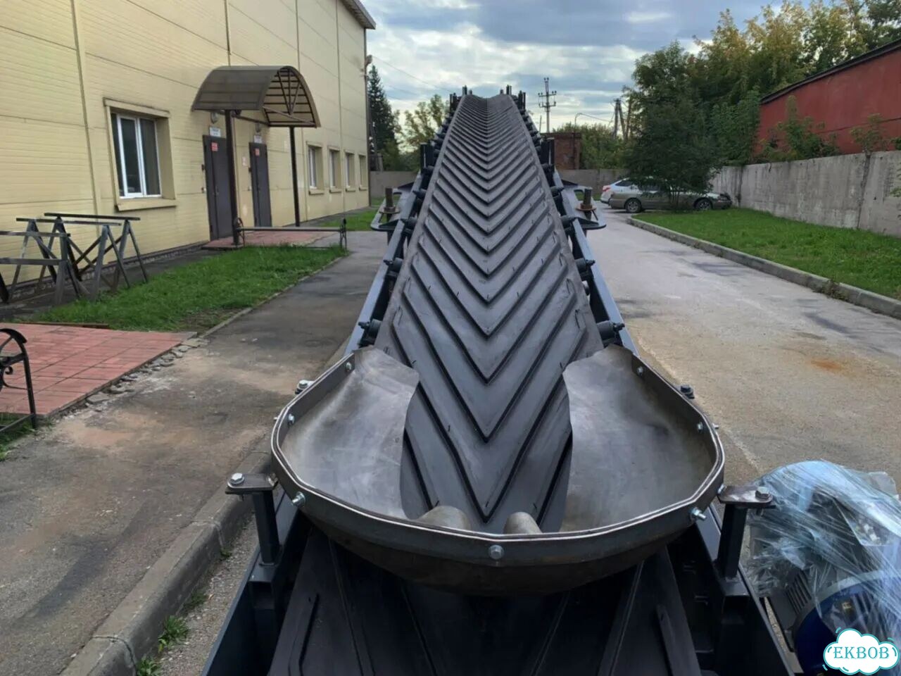 Конвейер-транспортер L-конфигурация наклонный фото 10