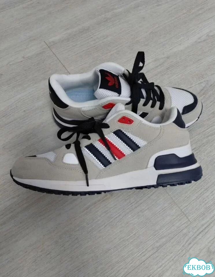 Кроссовки adidas фото 3