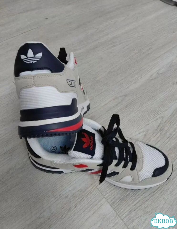 Кроссовки adidas фото 4