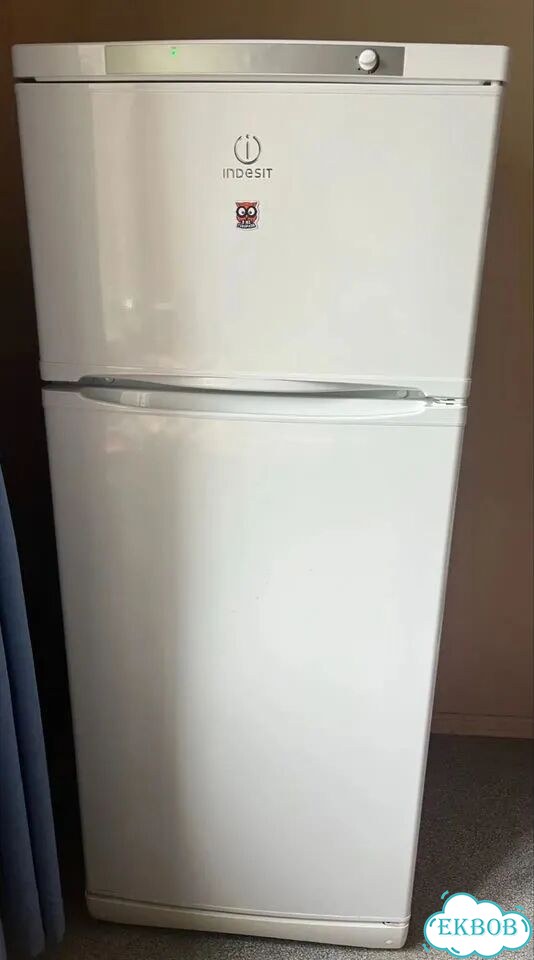 Холодильник indesit бу фото 3