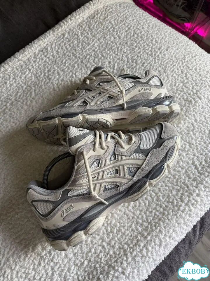 Кроссовки asics gel nyc мужские фото 1