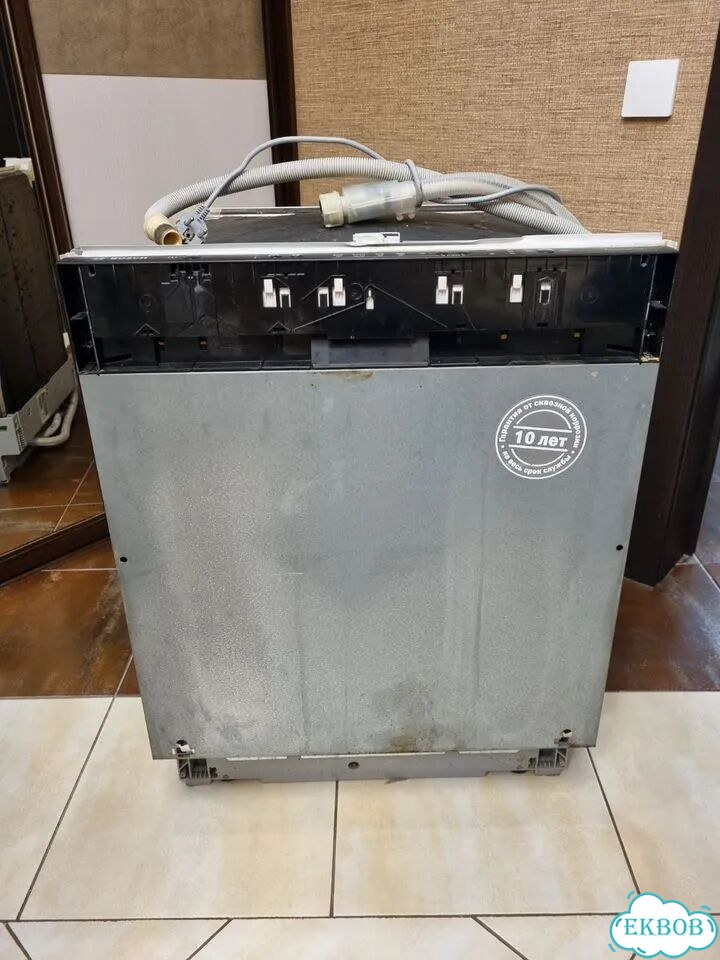 Встраиваемая посудомоечная машина Bosch SMV50E10RU фото 1
