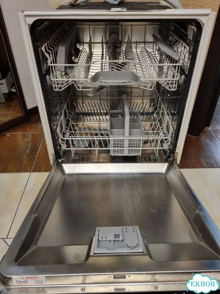 Встраиваемая посудомоечная машина Bosch SMV50E10RU фото 6