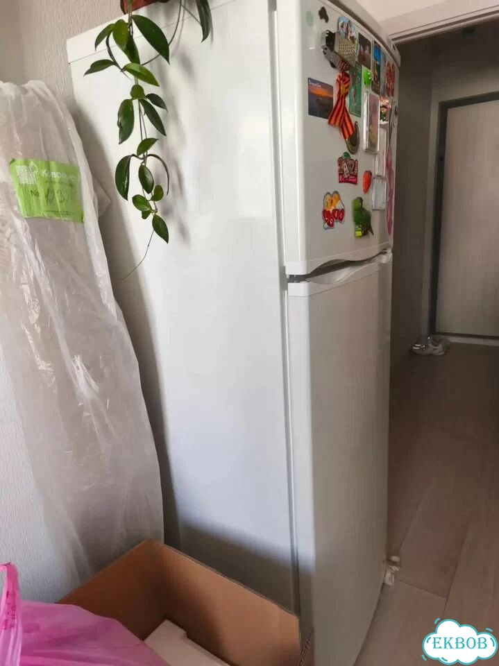 Холодильник бу фото 4