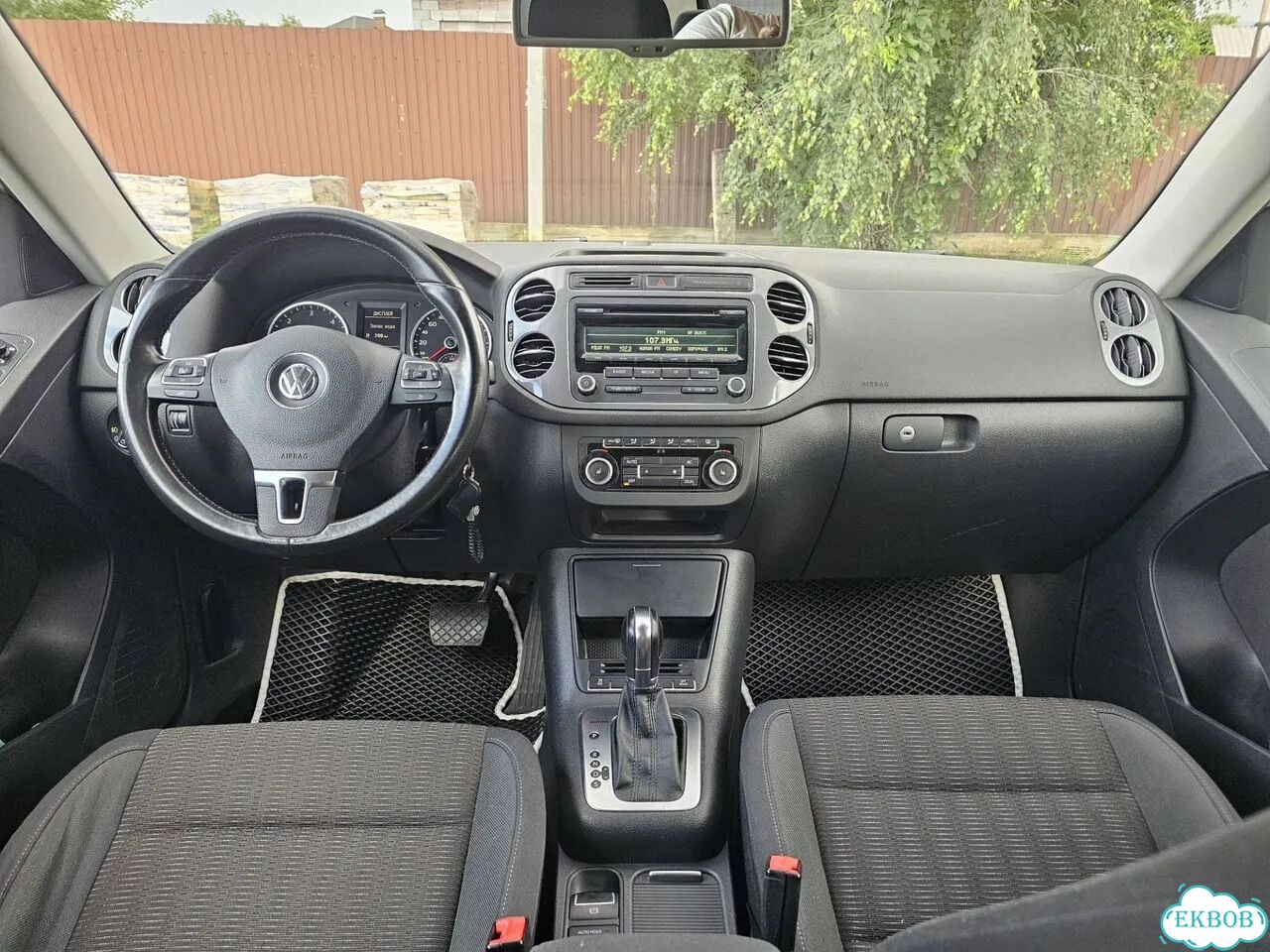 Volkswagen Tiguan 2.0 AT, 2011, 209 347 км фото 14