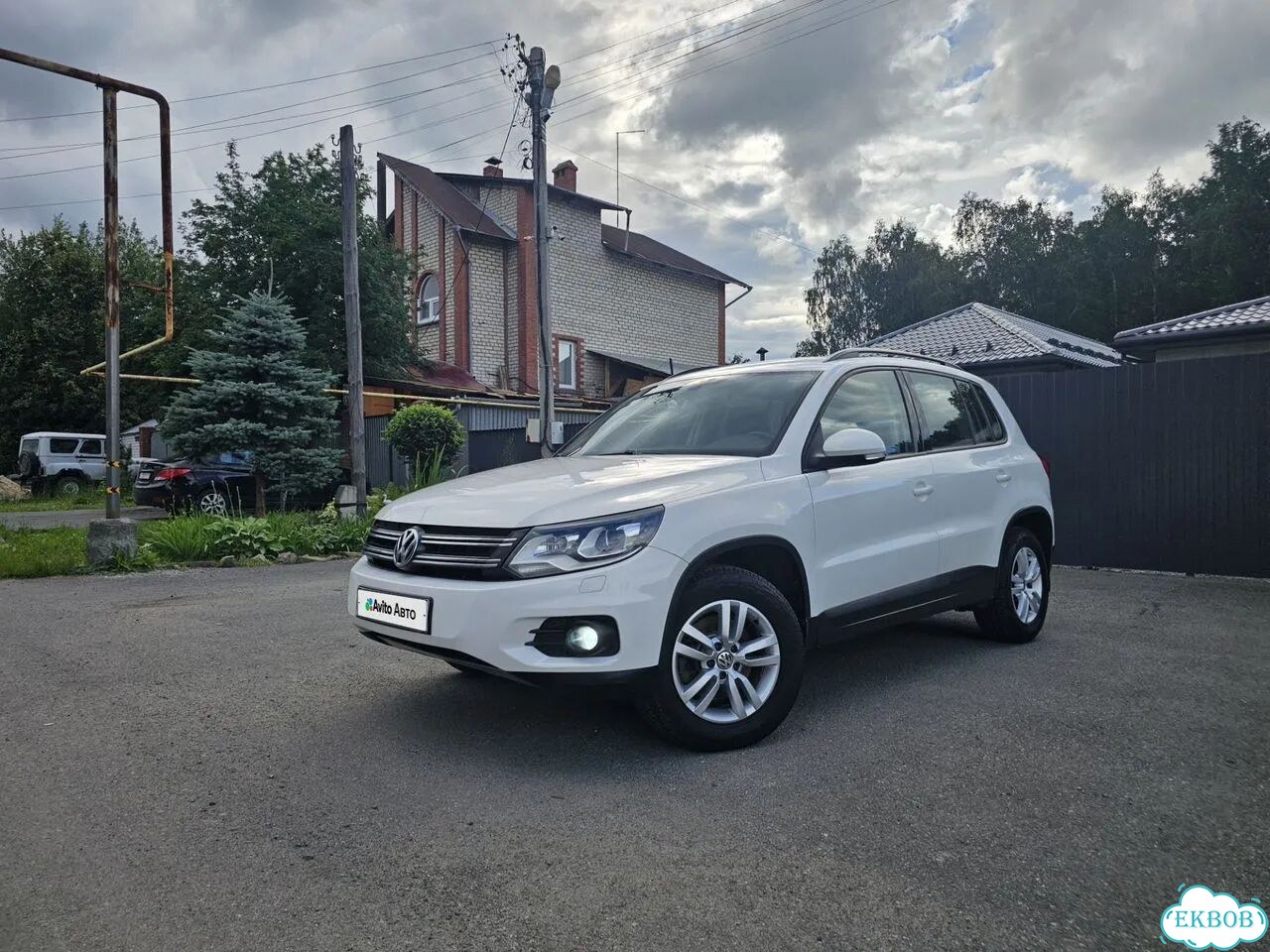 Volkswagen Tiguan 2.0 AT, 2011, 209 347 км фото 24