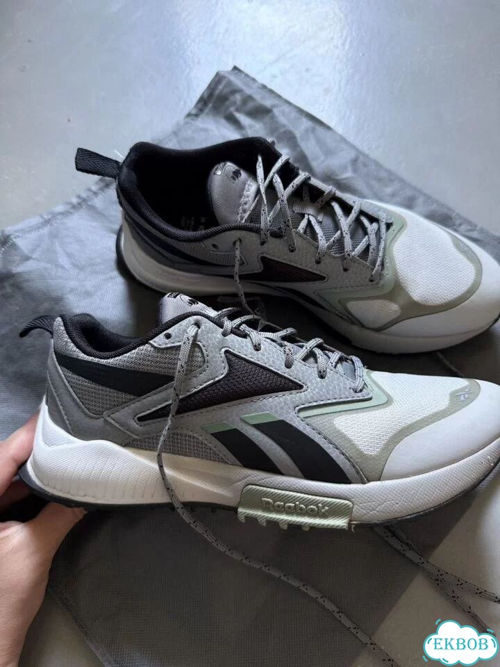 Кроссовки reebok женские 37.5 фото 1