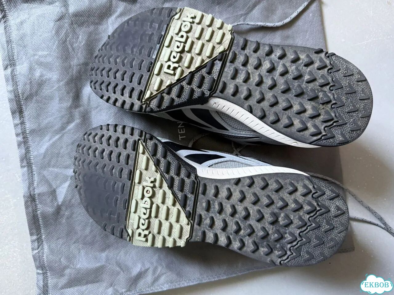 Кроссовки reebok женские 37.5 фото 4