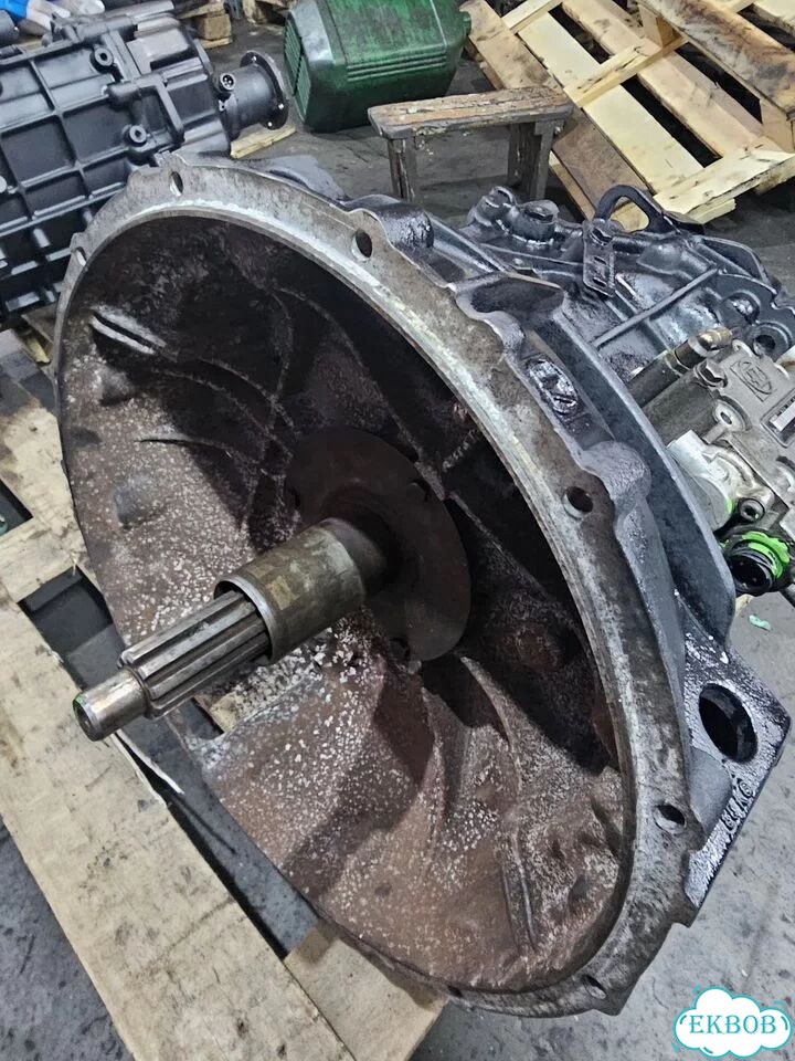 Коробка передач ZF 6AS700 TO фото 1
