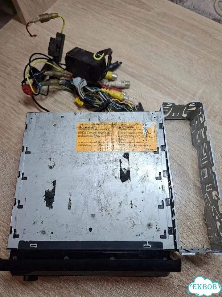Продам Магнитола Pioneer AVH-5400DVD фото 3