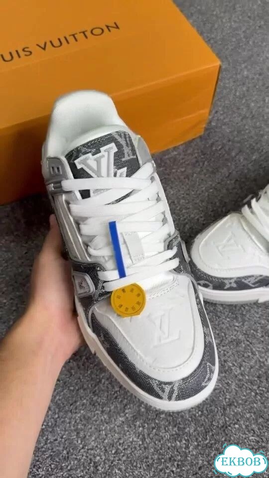 Кроссовки Louis Vuitton Trainer тренд фото 1