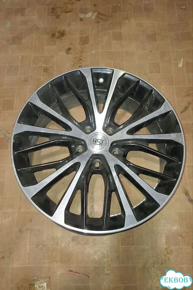 Литые диски RST R012 8×R18 5×114.3 фото 2