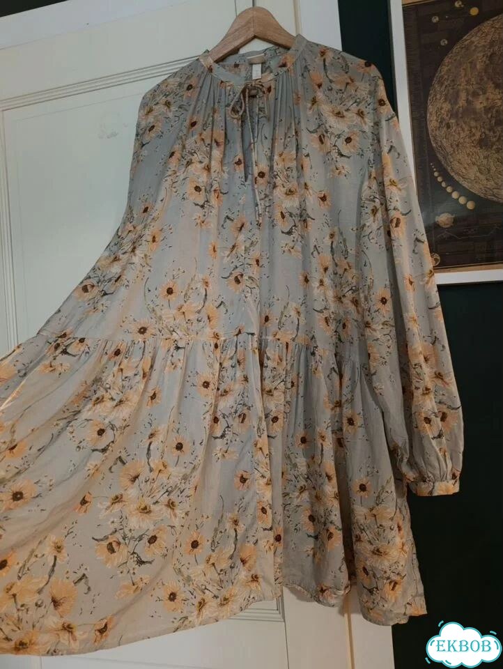 Легкое летнее платье с принтом цветов H&M 48 50 фото 3