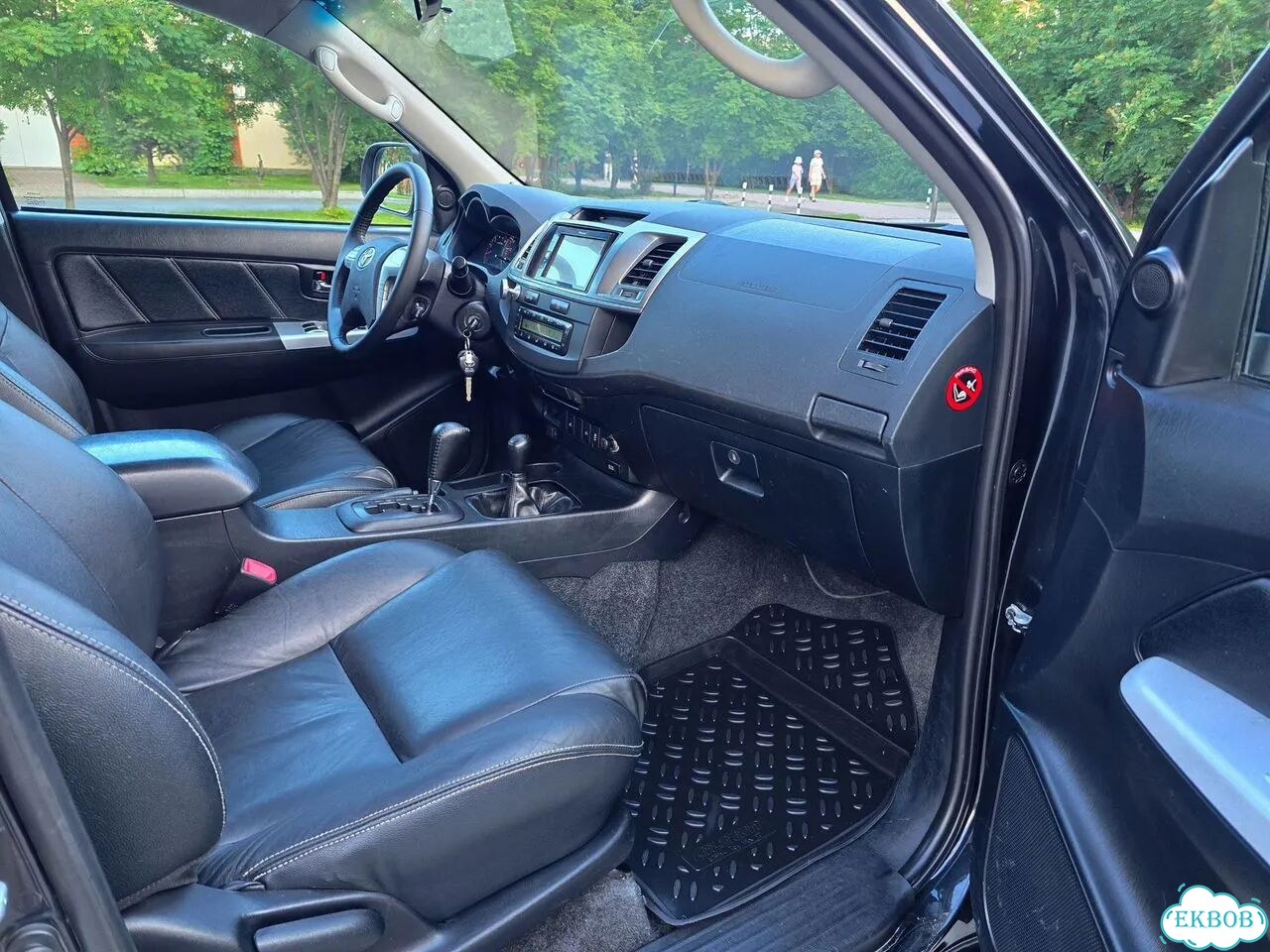 Toyota Hilux 3.0 AT, 2014, 180 000 км фото 12