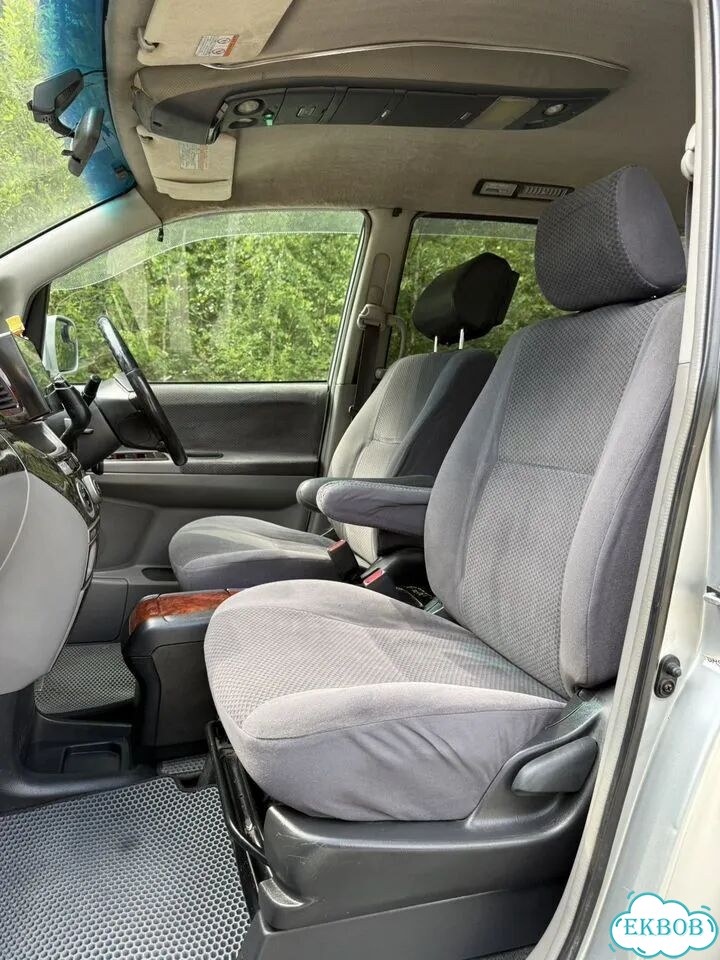 Toyota Noah 2.0 AT, 2003, 230 000 км фото 11
