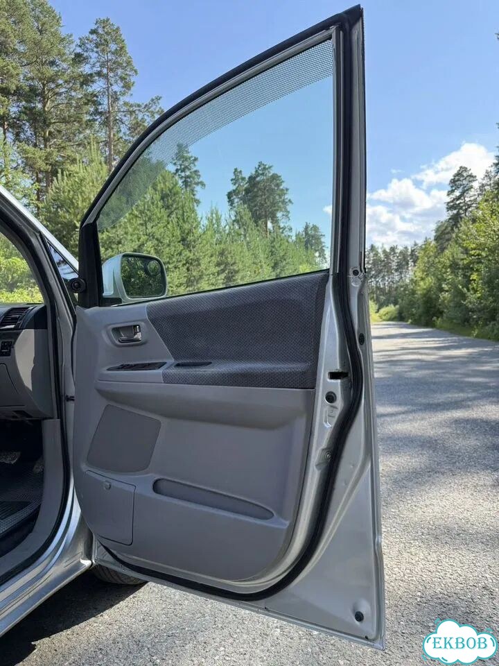Toyota Noah 2.0 AT, 2003, 230 000 км фото 35