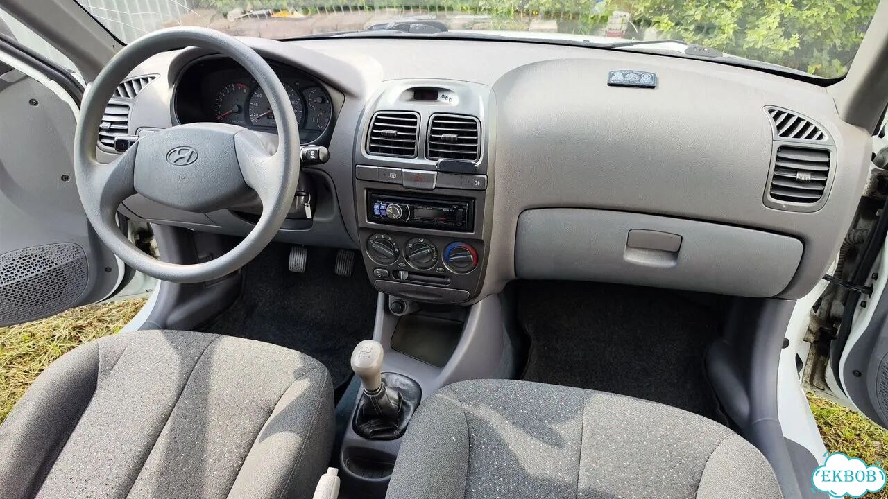 Hyundai Accent 1.5 MT, 2011, 171 300 км фото 12