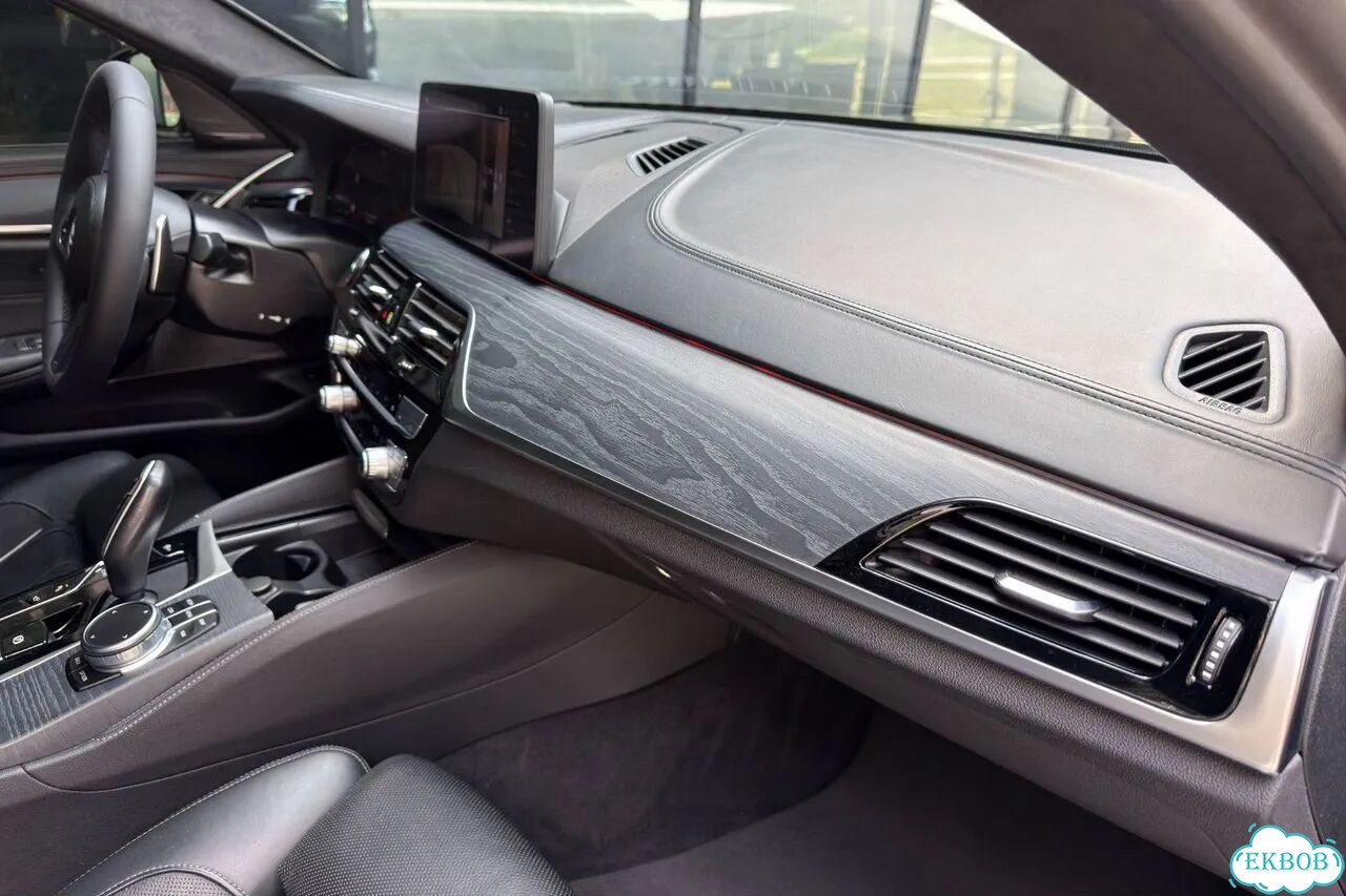 BMW 5 серия 3.0 AT, 2021, 73 500 км фото 26
